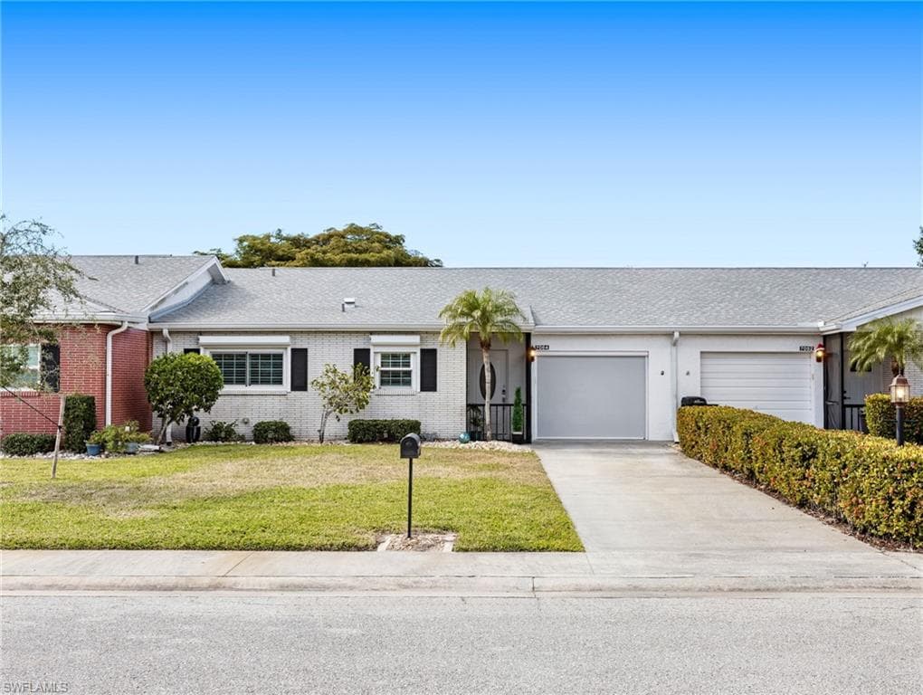 7084 Esquire CT, FORT MYERS FL 33919-30