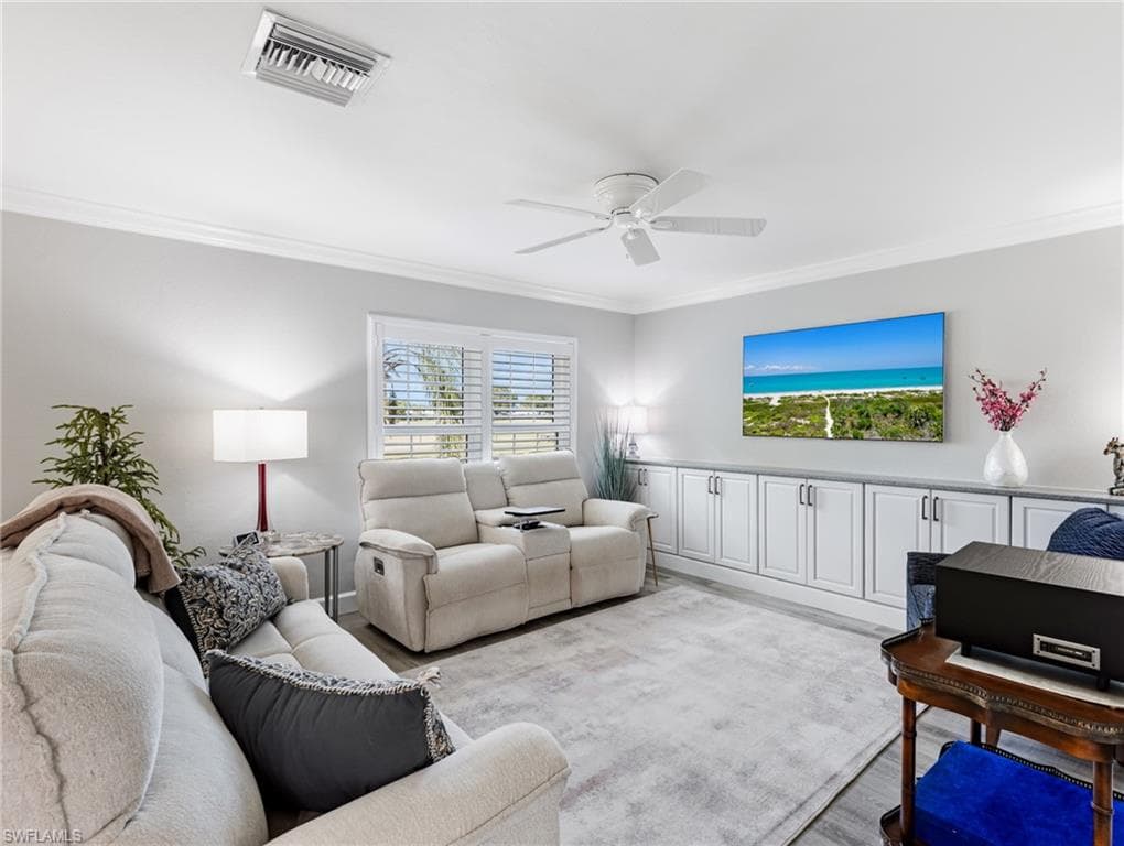 7084 Esquire CT, FORT MYERS FL 33919-20