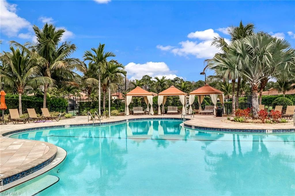 9333 Isla Bella Circle, BONITA SPRINGS FL 34135-28