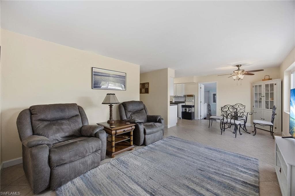 10690 Crockett ST, BONITA SPRINGS FL 34135-4