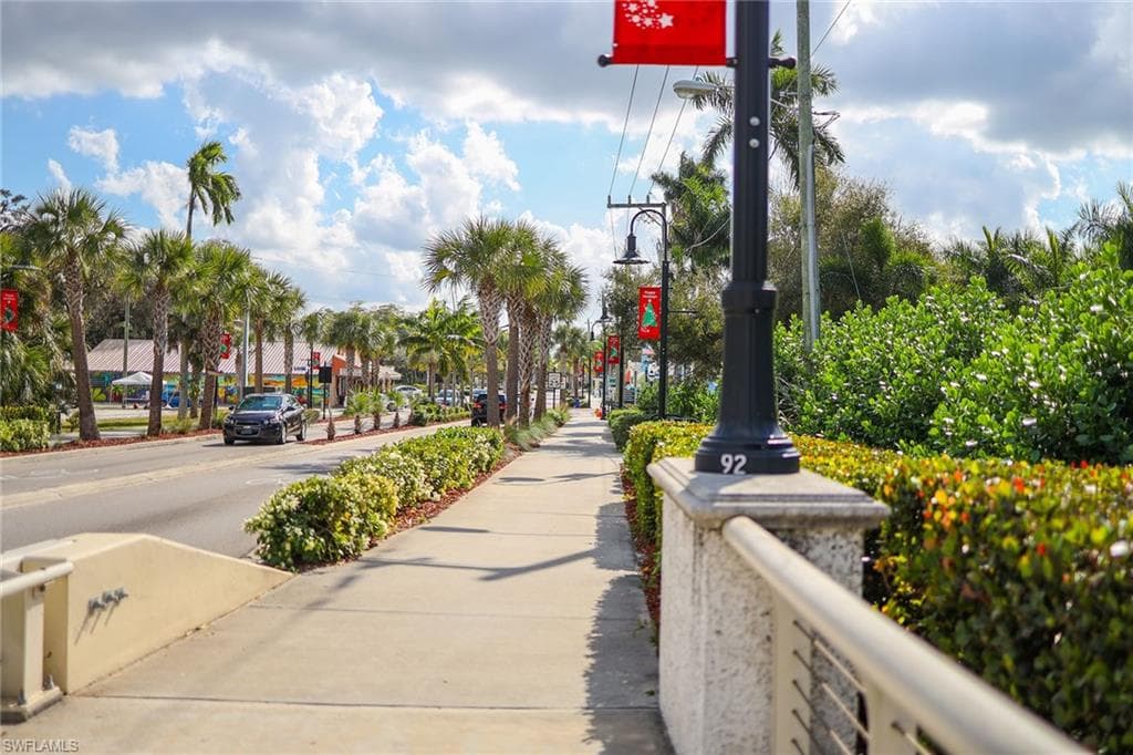 10690 Crockett ST, BONITA SPRINGS FL 34135-43