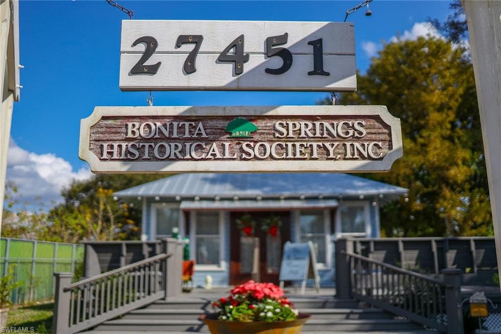 10690 Crockett ST, BONITA SPRINGS FL 34135-39