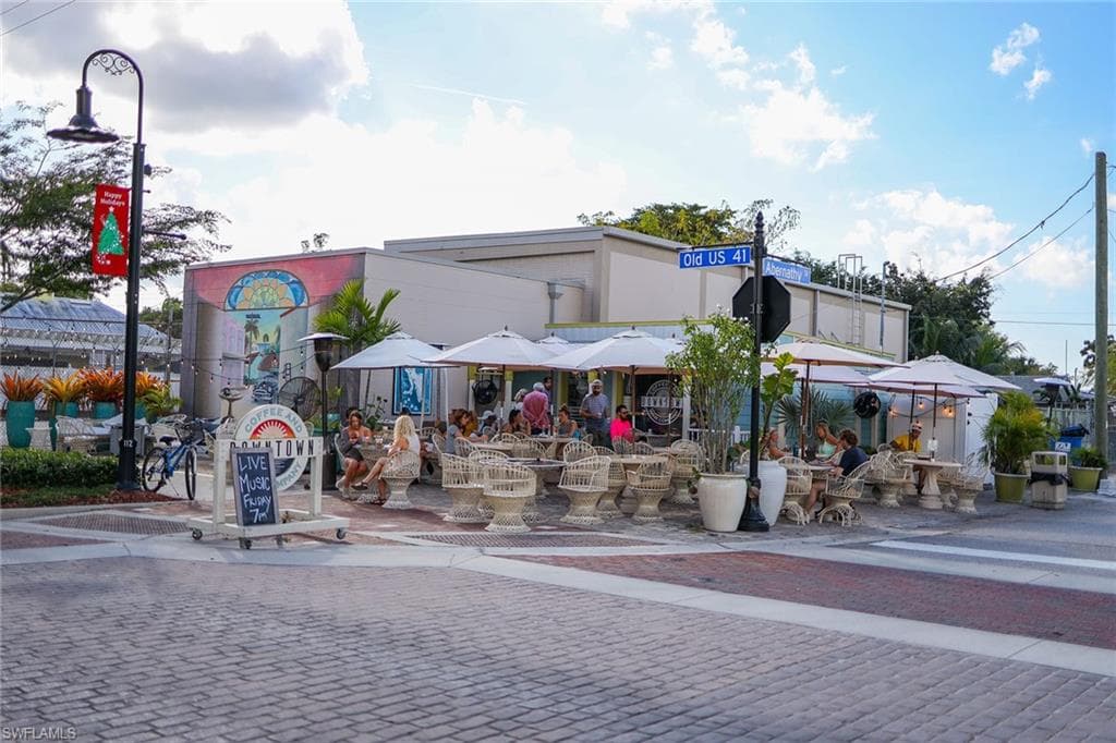 10690 Crockett ST, BONITA SPRINGS FL 34135-38