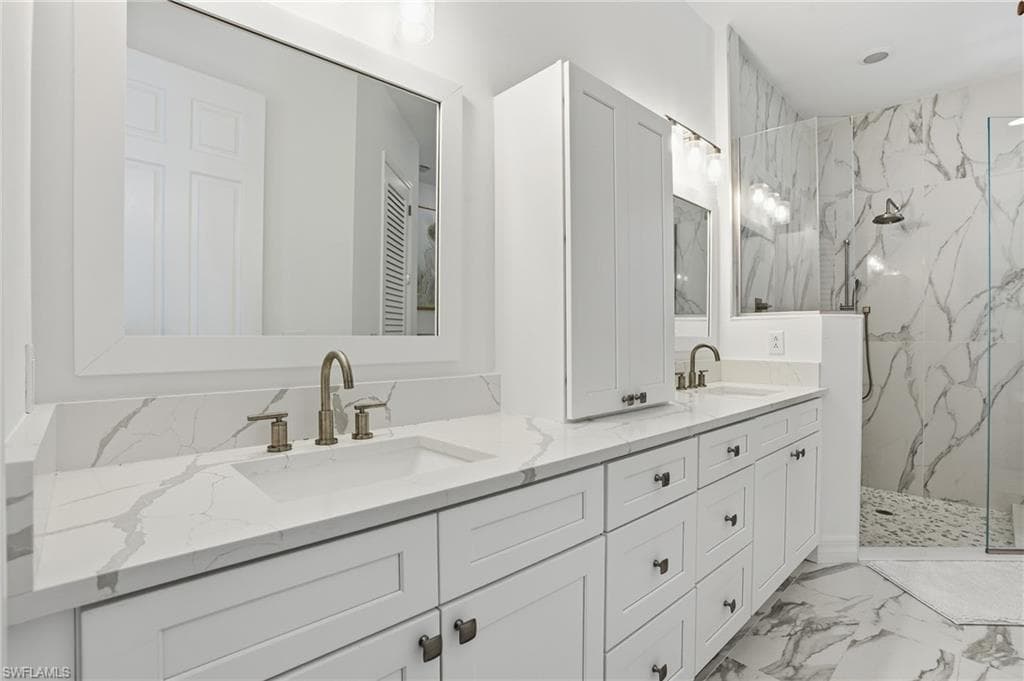 1171 Royal Palm DR, NAPLES FL 34103-14