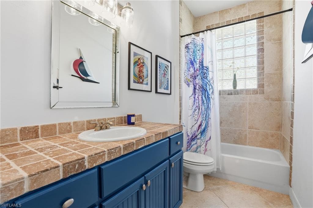 1171 Royal Palm DR, NAPLES FL 34103-18