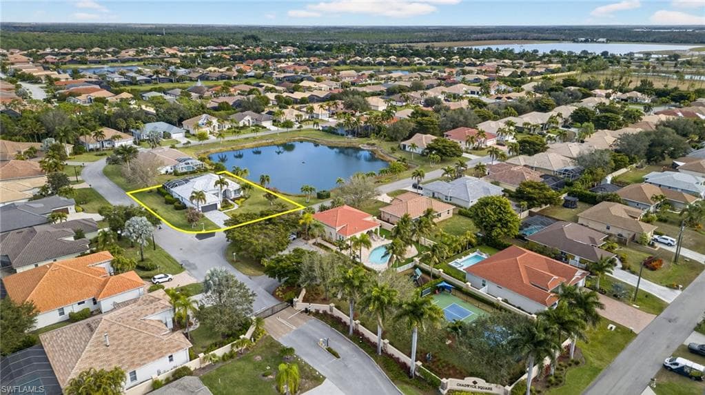 10551 Sir Michaels Place DR, BONITA SPRINGS FL 34135-33