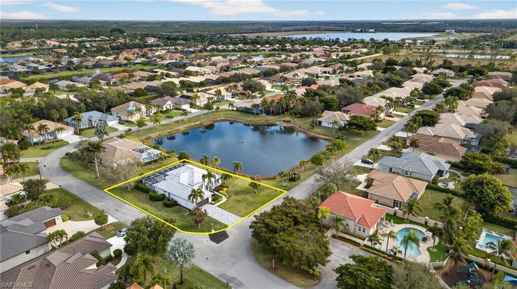 10551 Sir Michaels Place DR, BONITA SPRINGS FL 34135-32