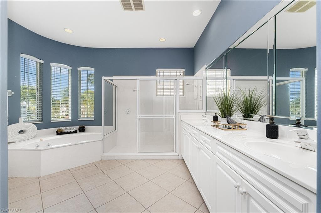 3464 Sunset Key CIR # 103, PUNTA GORDA FL 33955-37