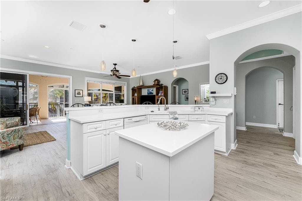 3464 Sunset Key CIR # 103, PUNTA GORDA FL 33955-17