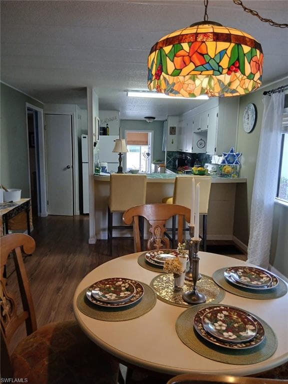 2105 Cypress CT, NAPLES FL 34110-7