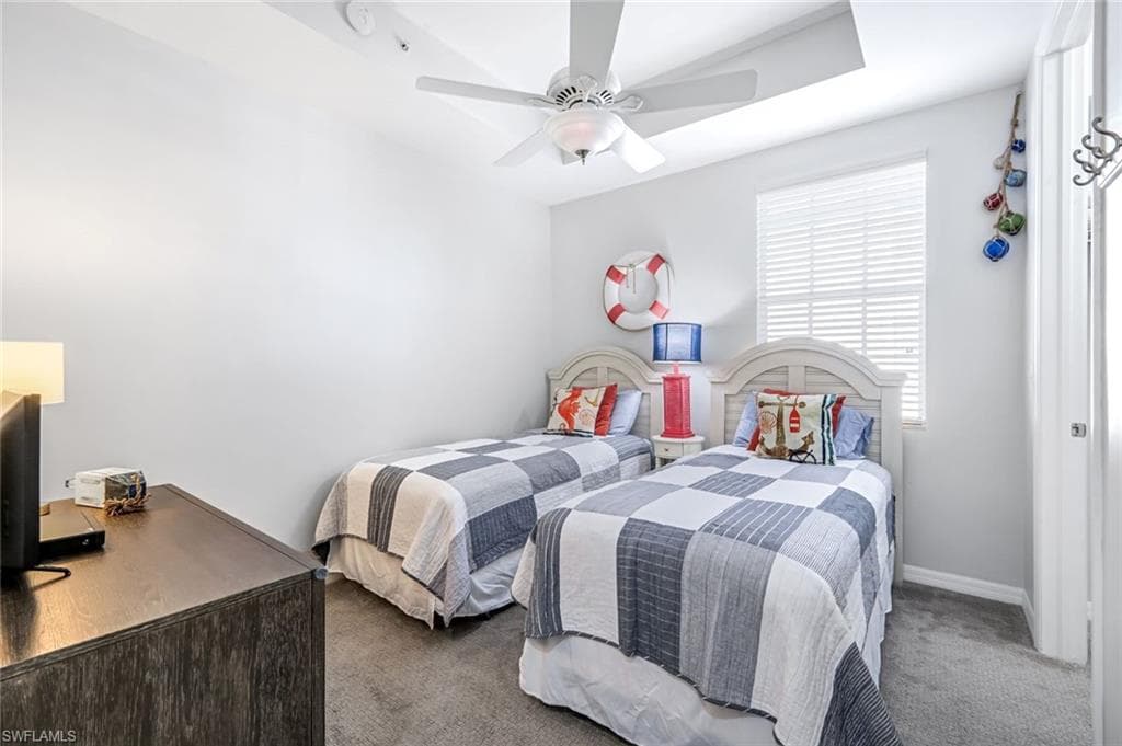 4633 Estero BLVD 201-16