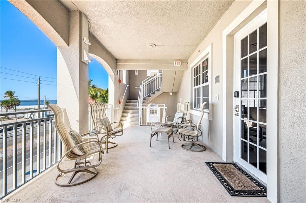 4633 Estero BLVD 201-23