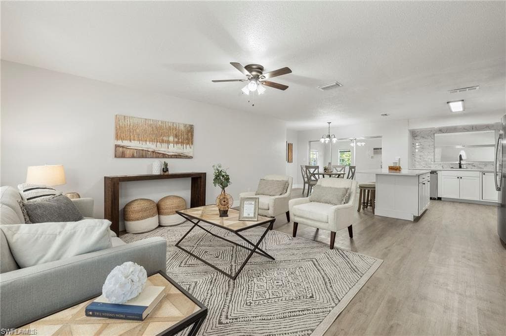 1334 Ellendale CIR, LEHIGH ACRES FL 33936-1