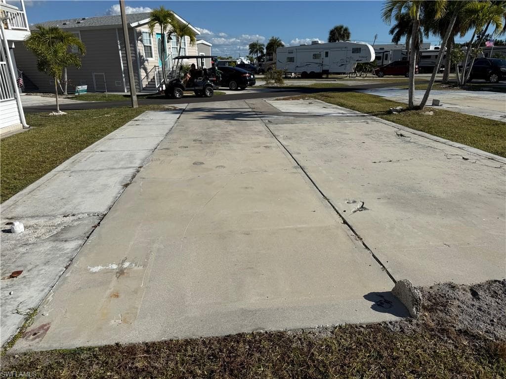 19681 Summerlin #39 RD, FORT MYERS FL 33908-2