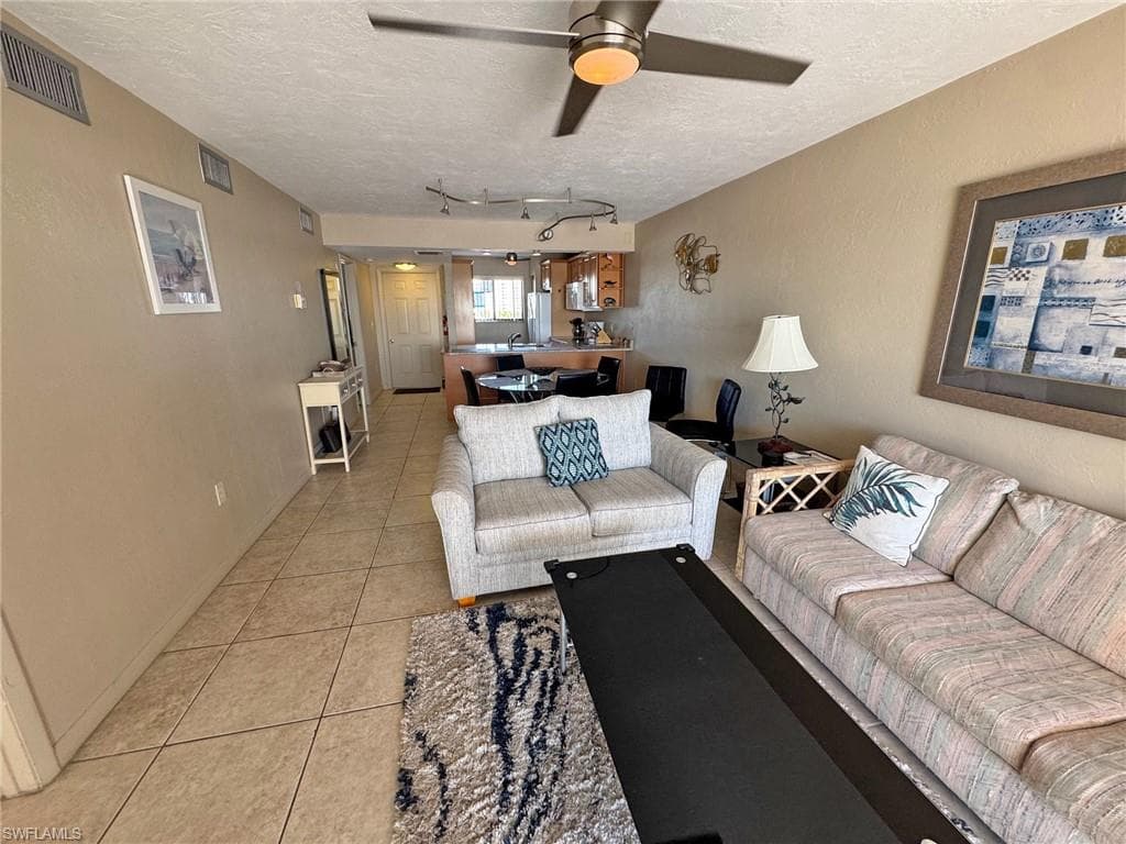 8350 Estero BLVD # 523, FORT MYERS BEACH FL 33931-16