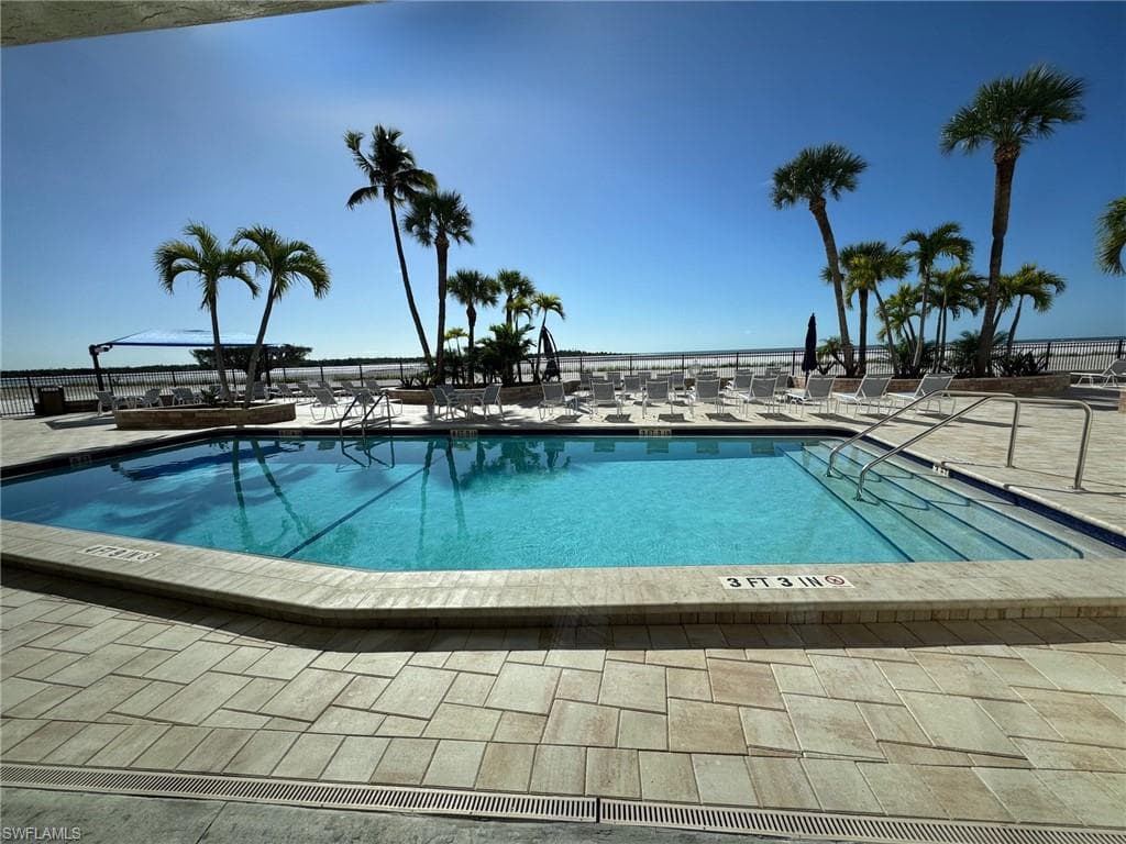 8350 Estero BLVD # 523, FORT MYERS BEACH FL 33931-20