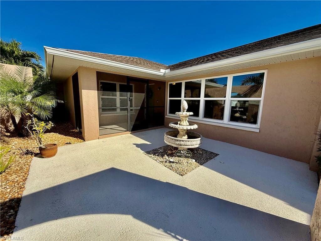 70 Ortona ST, LEHIGH ACRES FL 33936-2