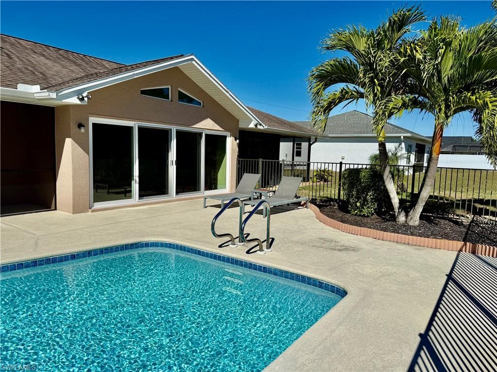 70 Ortona ST, LEHIGH ACRES FL 33936-8