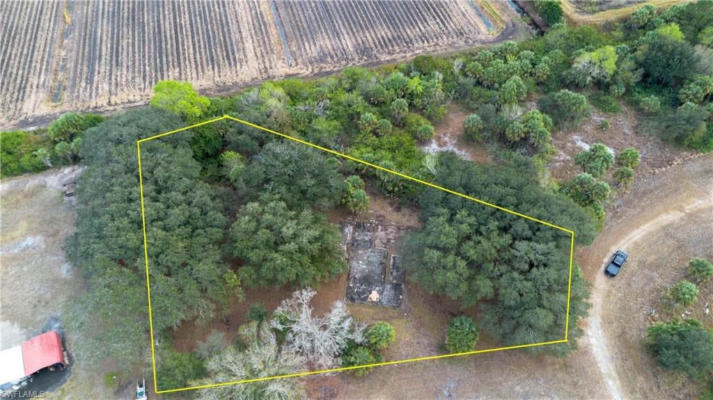 1053 Right Side RD, MOORE HAVEN FL 33471-1