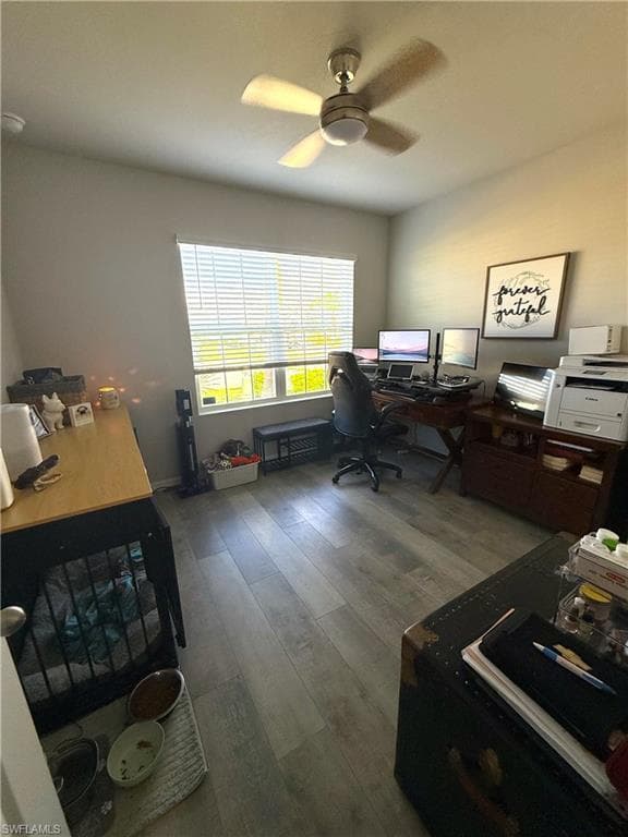 20404 Camino Torcido LOOP W, NORTH FORT MYERS FL 33917-10