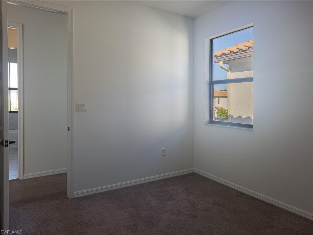 8923 Madrid CIR, NAPLES FL 34104-3