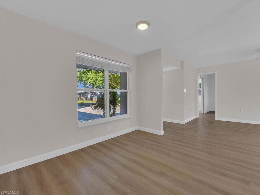 1016 Bayshore AVE, FORT MYERS FL 33919-8