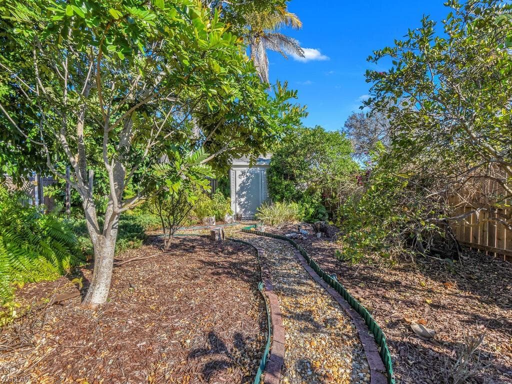 1016 Bayshore AVE, FORT MYERS FL 33919-40