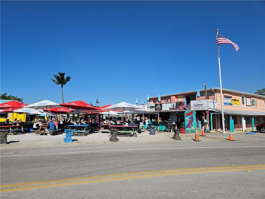 238 Harbor PL N, OTHER FL 34140-18