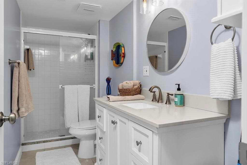 1075 Foxfire LN # 203, NAPLES FL 34104-22