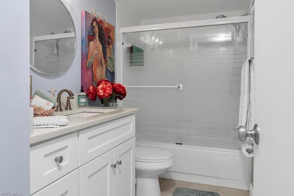 1075 Foxfire LN # 203, NAPLES FL 34104-26