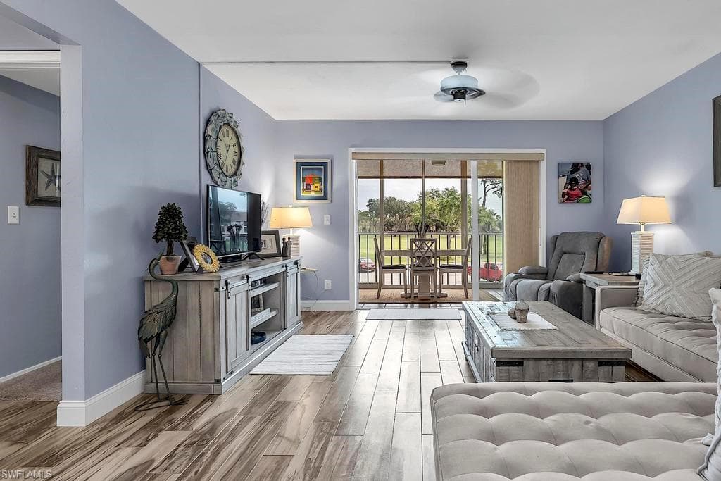 1075 Foxfire LN # 203, NAPLES FL 34104-13