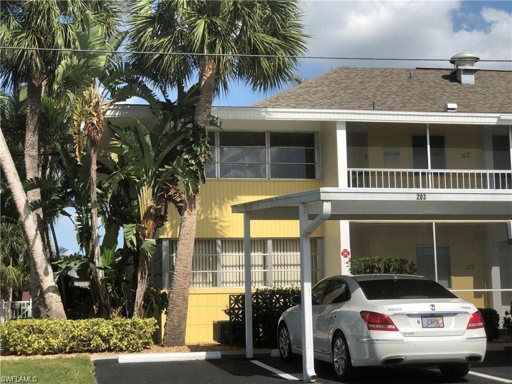 4613 SE 5th AVE # 203, CAPE CORAL FL 33904-15