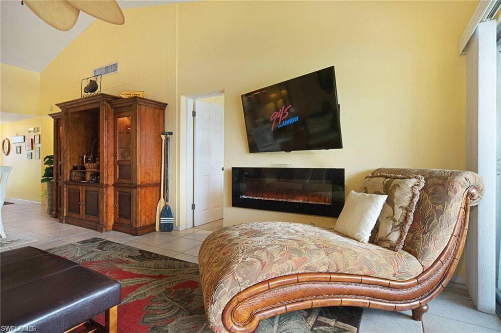 4613 SE 5th AVE # 203, CAPE CORAL FL 33904-4