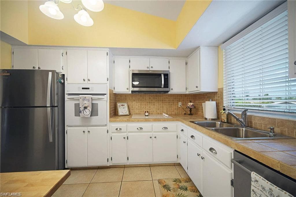 4613 SE 5th AVE # 203, CAPE CORAL FL 33904-8