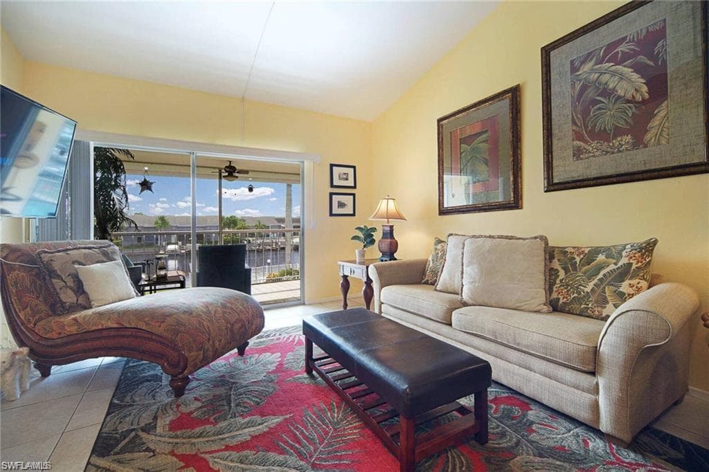 4613 SE 5th AVE # 203, CAPE CORAL FL 33904-3
