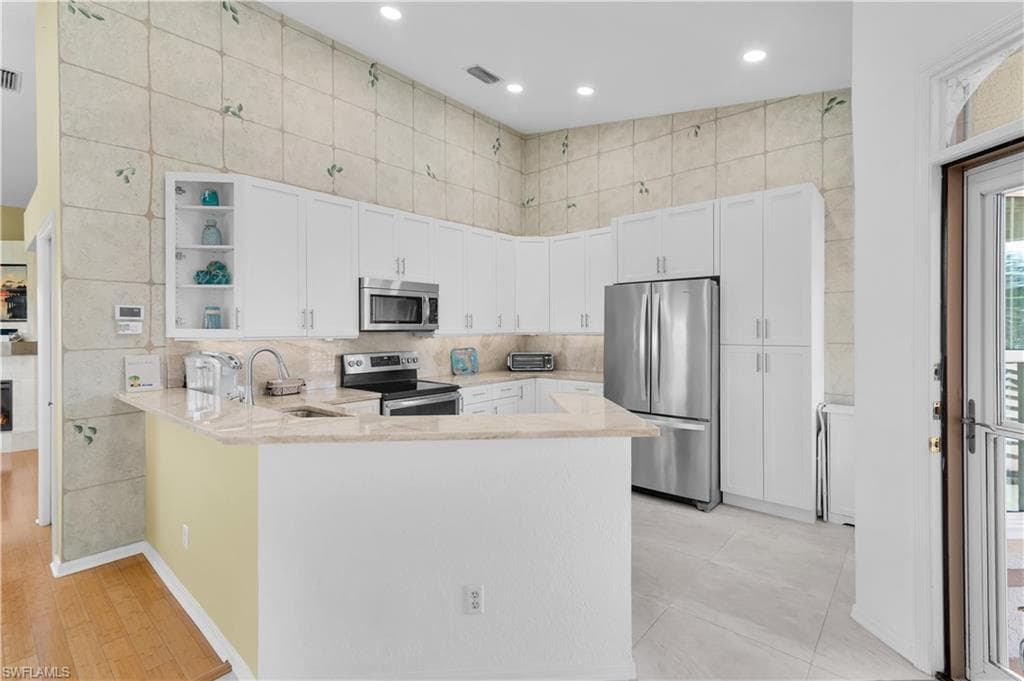 162 Newport DR 1207-6
