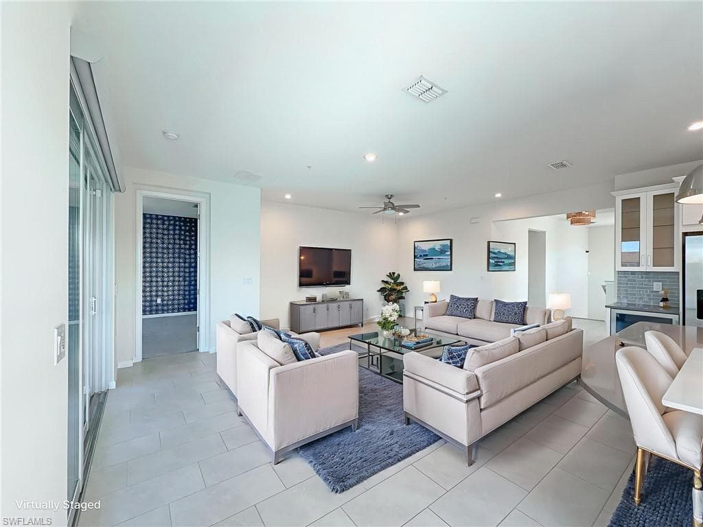 4721 Arboretum CIR # 201, NAPLES FL 34112-10