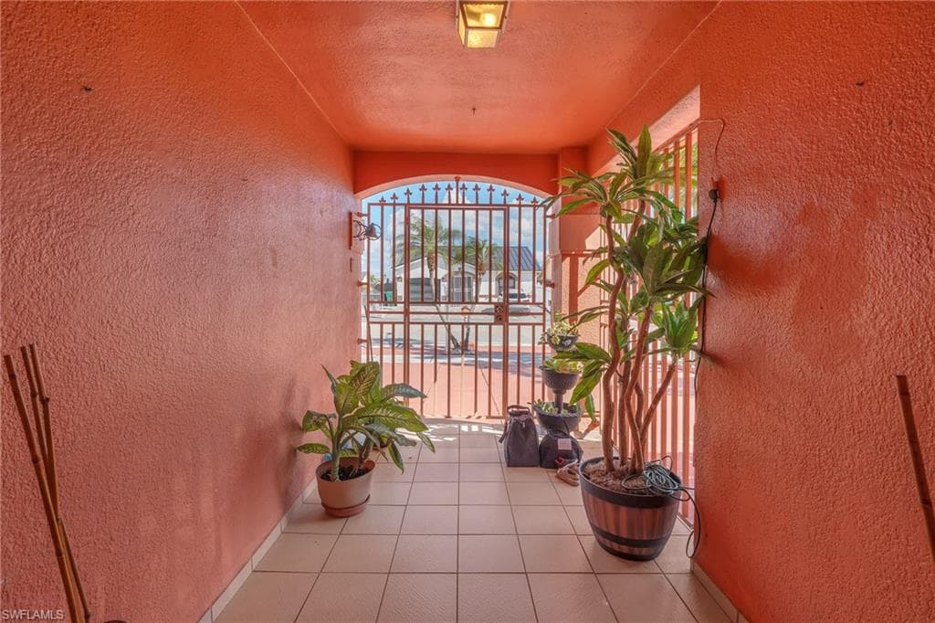 1002 SW 142nd CT, MIAMI FL 33184-27