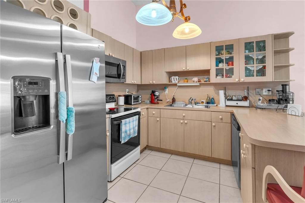 1002 SW 142nd CT, MIAMI FL 33184-8