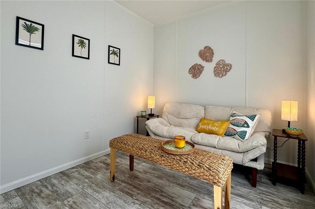159 Adrienne DR-14
