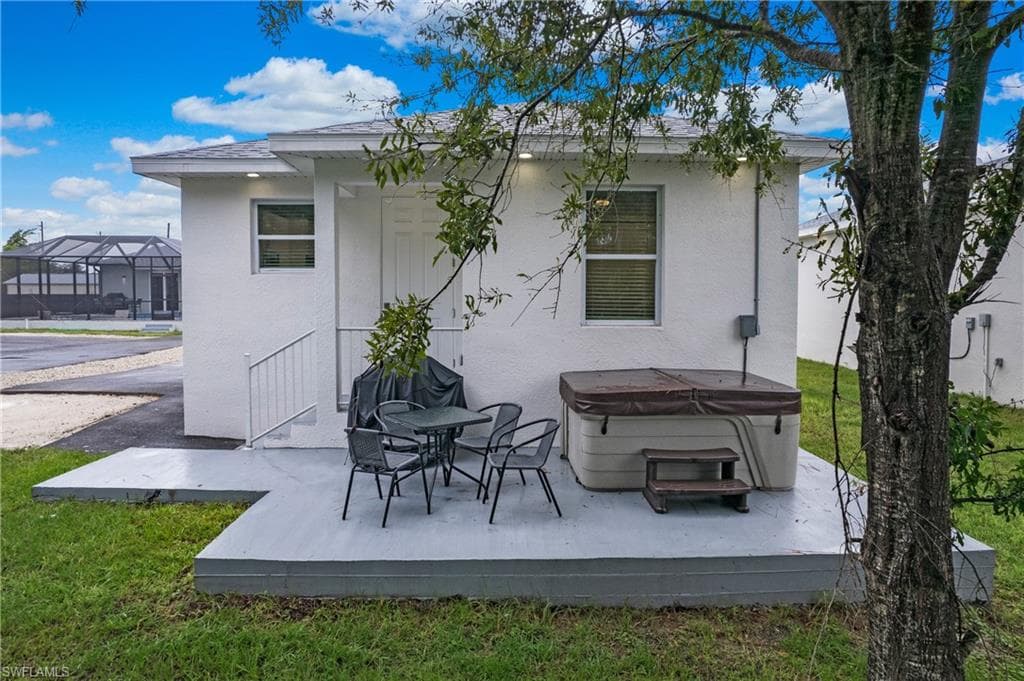 26951 Riverside DR, BONITA SPRINGS FL 34135-29