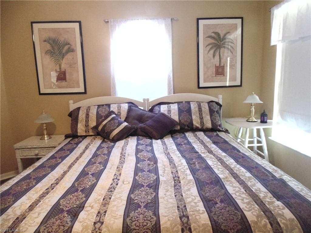 1900 Corona Del Sire DR, NORTH FORT MYERS FL 33917-19