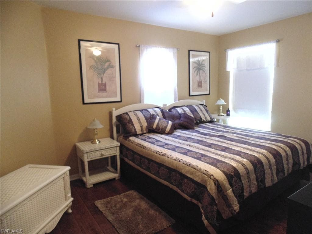 1900 Corona Del Sire DR, NORTH FORT MYERS FL 33917-18