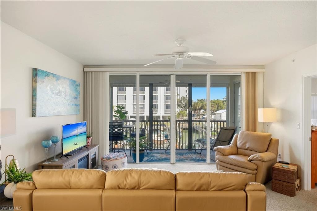 4421 Bay Beach LN # 611, FORT MYERS BEACH FL 33931-2