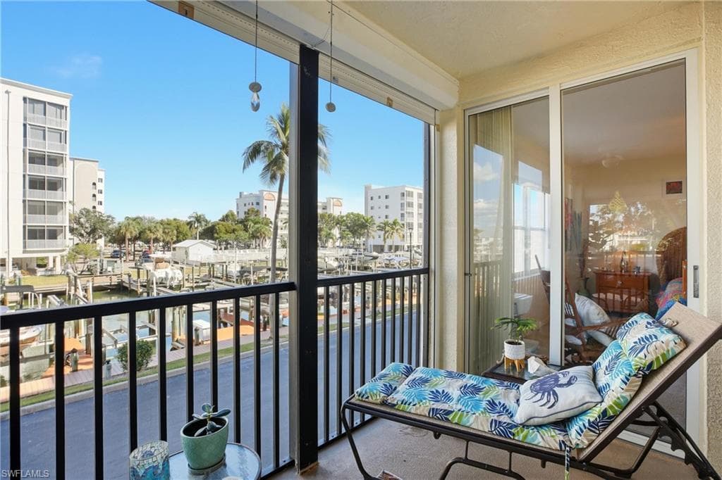 4421 Bay Beach LN # 611, FORT MYERS BEACH FL 33931-29