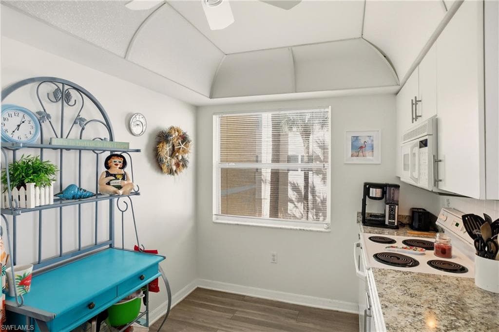 4421 Bay Beach LN # 611, FORT MYERS BEACH FL 33931-9