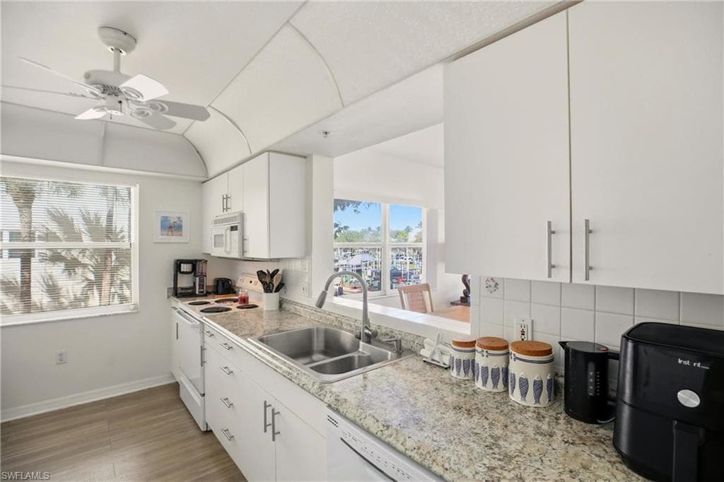 4421 Bay Beach LN # 611, FORT MYERS BEACH FL 33931-7