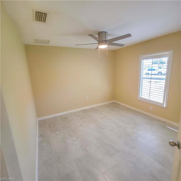 3210 31st ST W-17