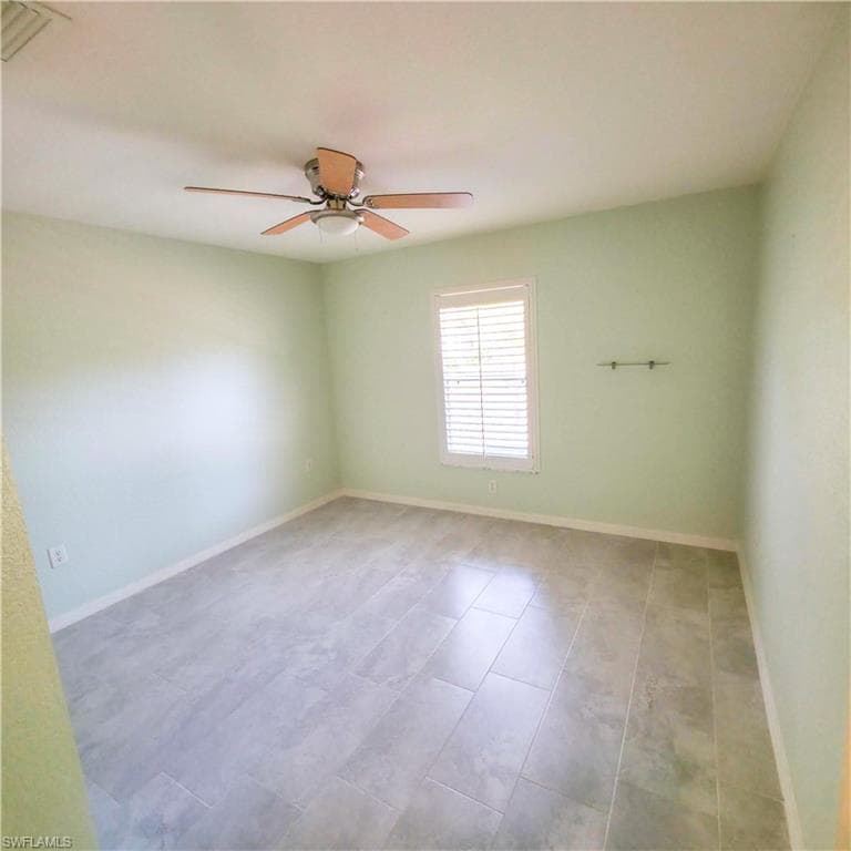 3210 31st ST W-20