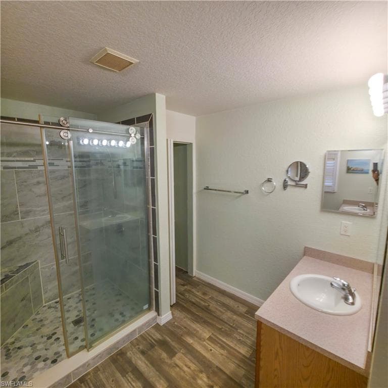 3210 31st ST W-14